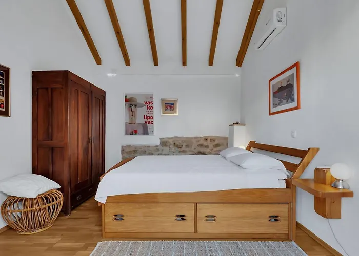 度假居 Marijan By Interhome 苏提万