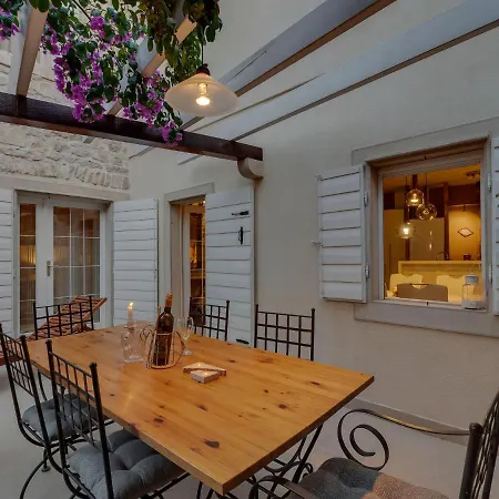 Marijan By Interhome Tatil Evi Sutivan