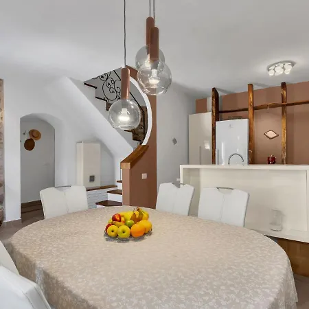 Marijan By Interhome Tatil Evi *