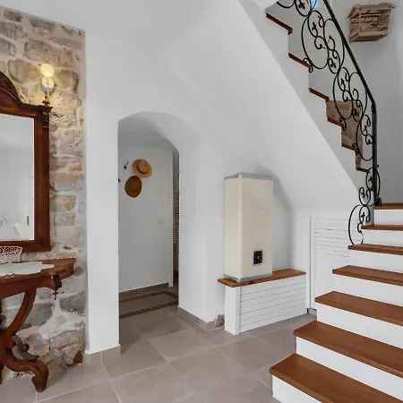 Tatil Evi Marijan By Interhome Sutivan