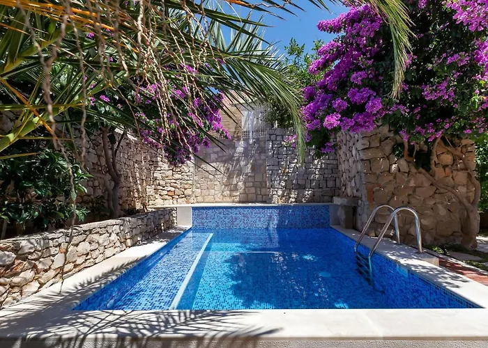 Marijan By Interhome Casa vacanze Sutivan